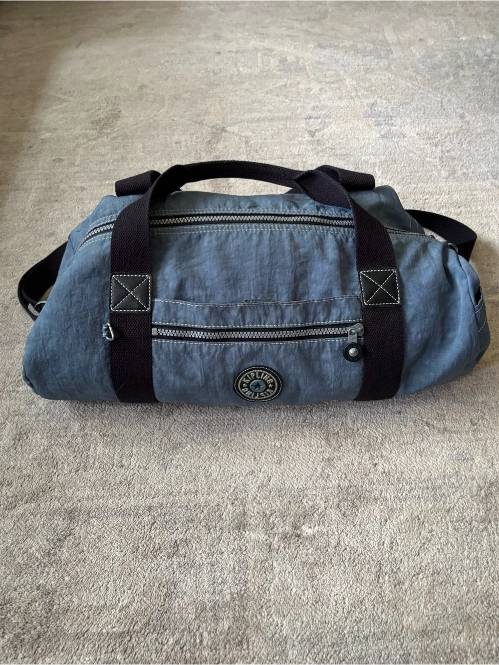 Vintage Kipling blue Duffel bag